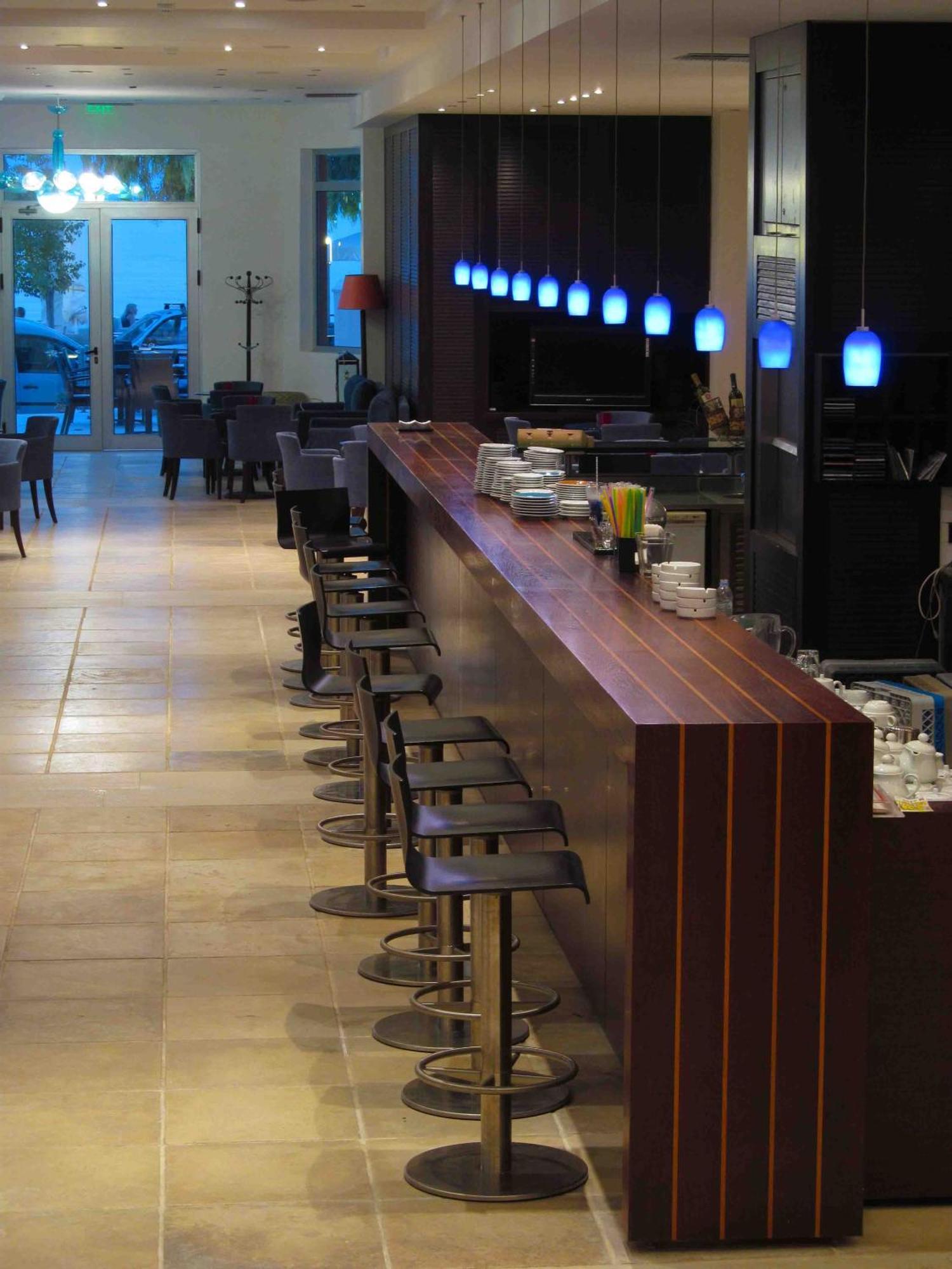 塔拉萨酒店 卢特拉艾季普苏 外观 照片